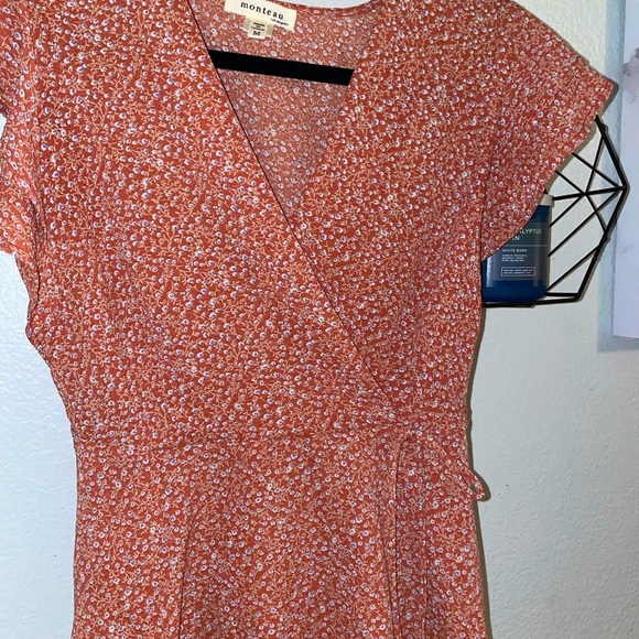 Blouse from Marshall’s, never worn just no tags. - Picture 2 of 3